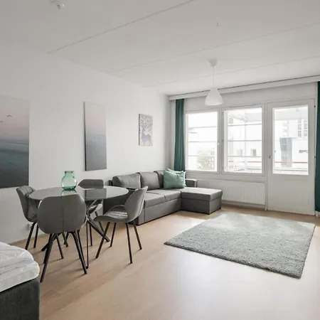 2-bedroom With Free Parking Apartment *